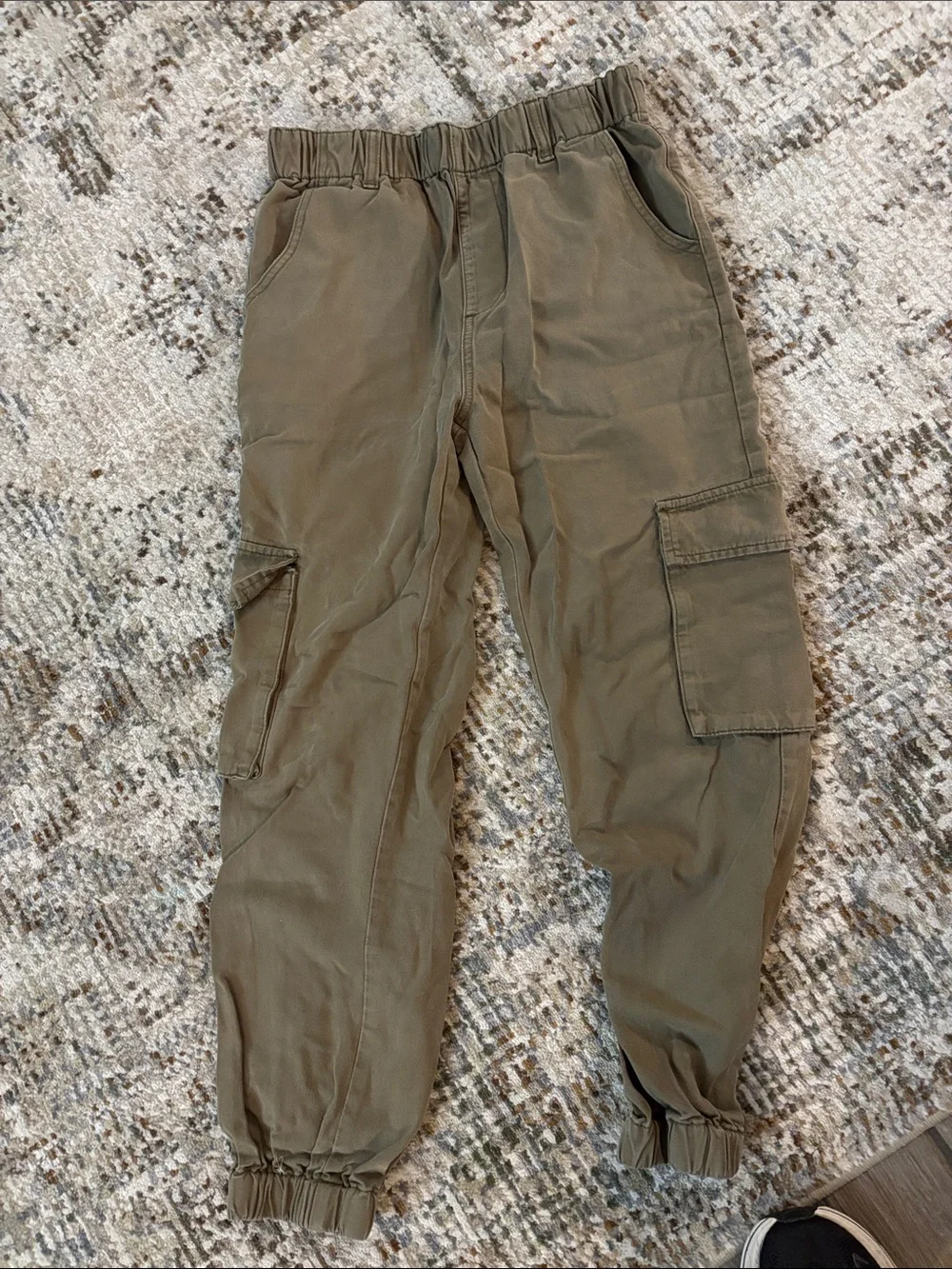 Women’s Olive Cargo Jeans with Elastic Waist & Ankle